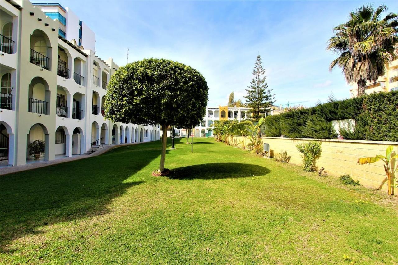 Apartamento Andalucia - A 100 Metros De La Playa, Camino Recto Sin Cuestas - Piscina Benalmádena Kültér fotó