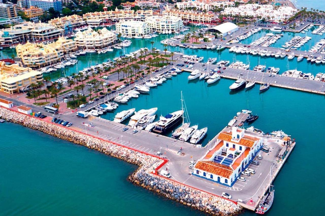 Apartamento Andalucia - A 100 Metros De La Playa, Camino Recto Sin Cuestas - Piscina Benalmádena Kültér fotó